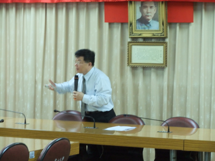 100年房東座談會(另開新視窗/jpg檔)圖片