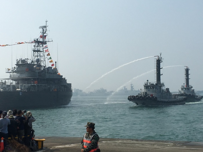 105.11.12-左營海軍營區參訪活動(另開新視窗/jpg檔)圖片