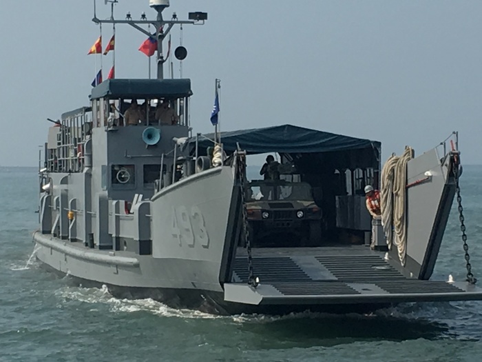 105.11.12-左營海軍營區參訪活動(另開新視窗/jpg檔)圖片